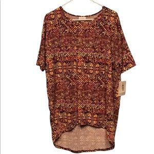 LuLaRoe Irma printed‎ tee